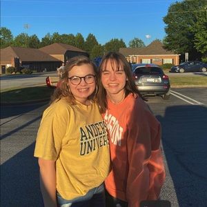 Meet your Posher, Christa